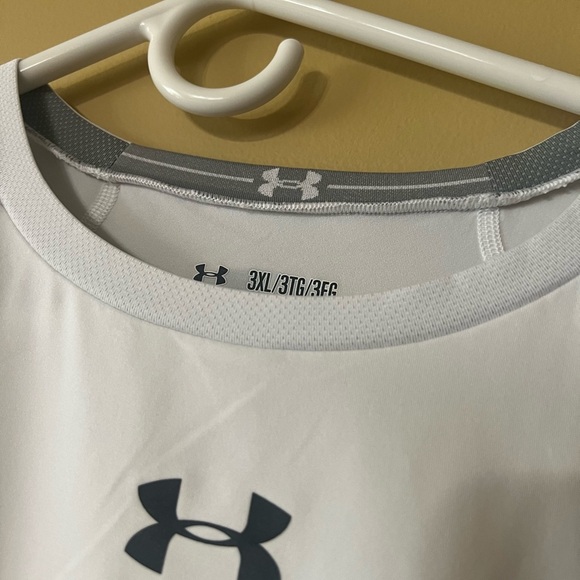 Under Armour White Short Sleeve Athletic Tee - Picture 3 of 7